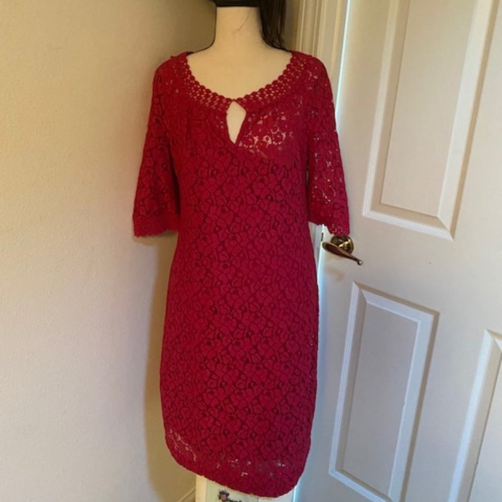Lace dress